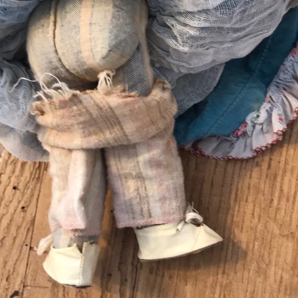 Vintage handmade gypsy doll - Picture 7 of 8
